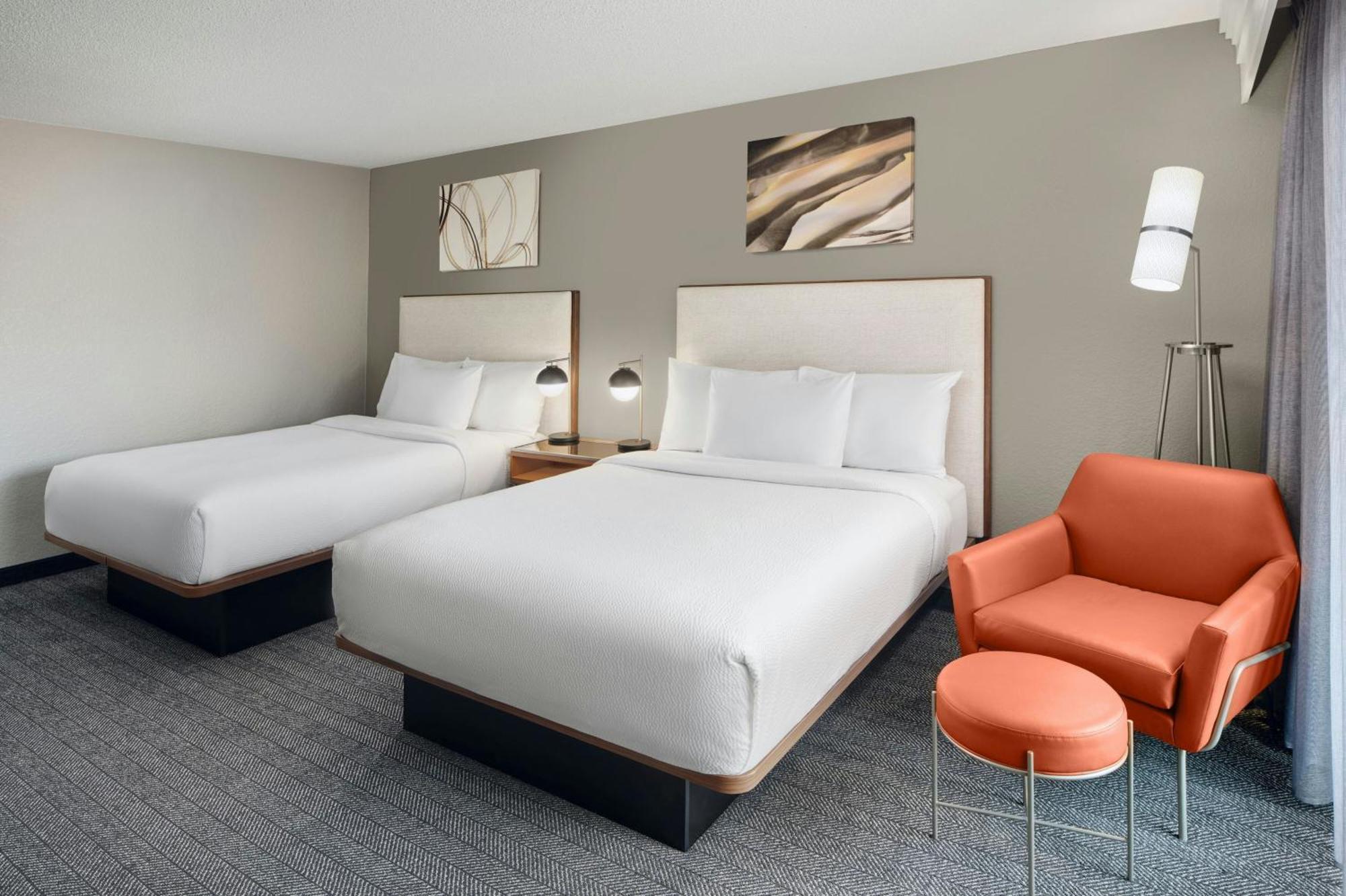 Courtyard Baton Rouge South Hotel Екстериор снимка